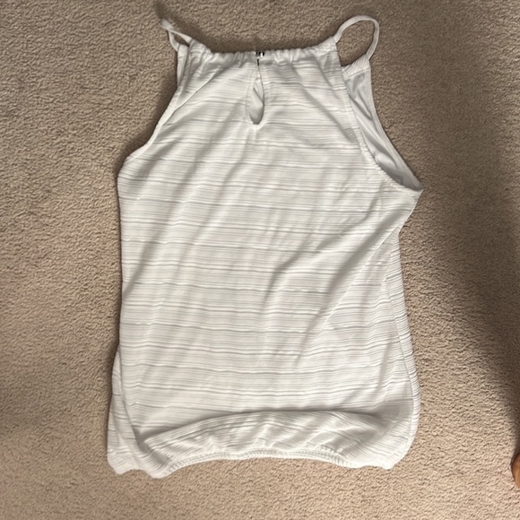 White tank top - Picture 2 of 2